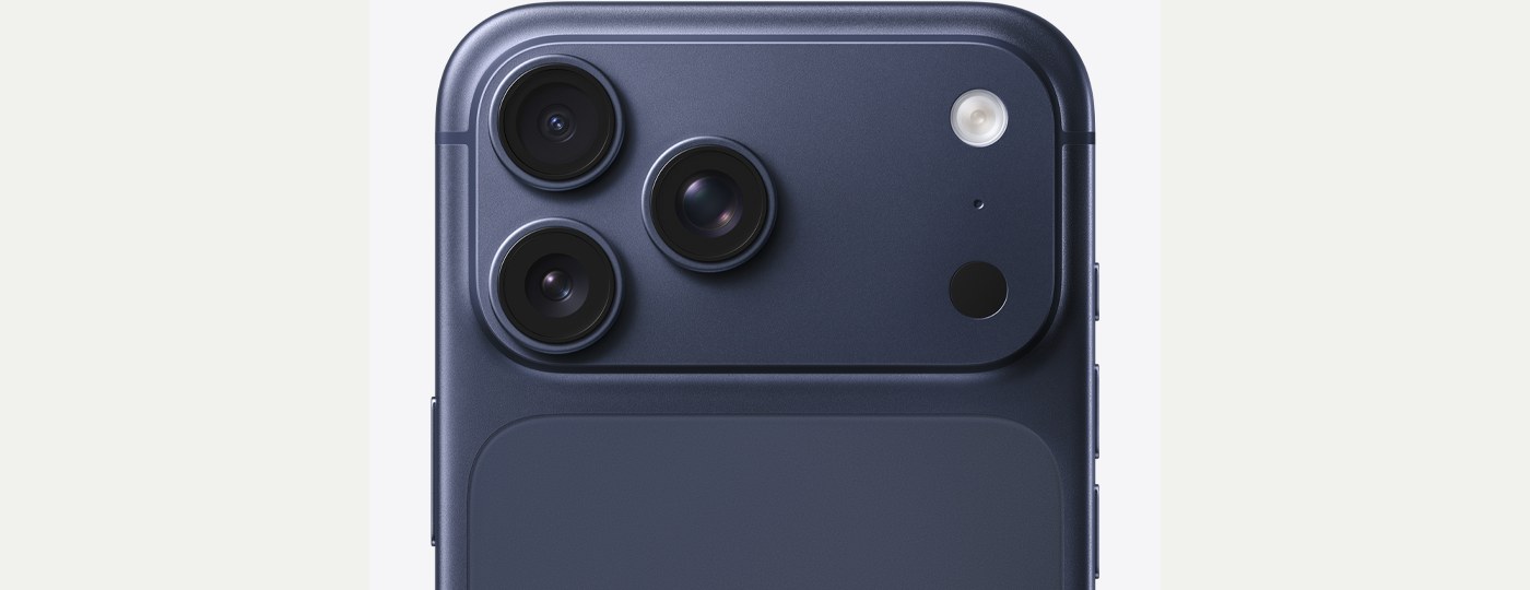 iPhone 17 Pro Max, Deep Blue