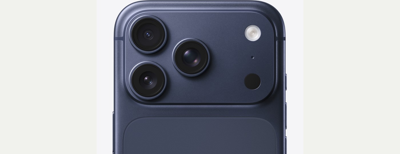 iPhone 17 Pro, Deep Blue